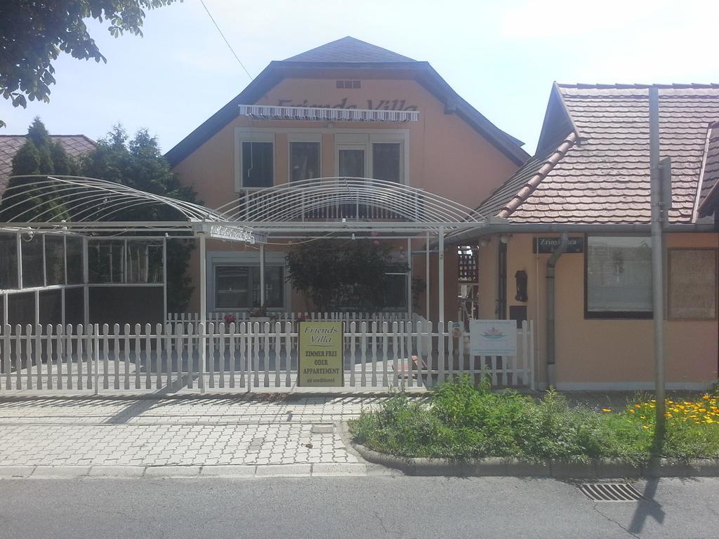 Friends Villa Apartments Heviz Luaran gambar